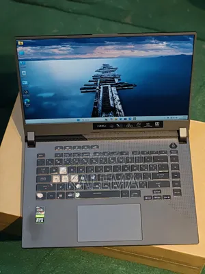 Laptop Asus ROG Strix G15 G512 16GB AMD Ryzen 5 SSD 512GB