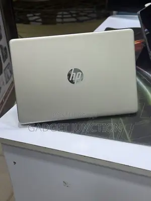 New Laptop HP 14S 8GB AMD Ryzen 3 SSD 256GB