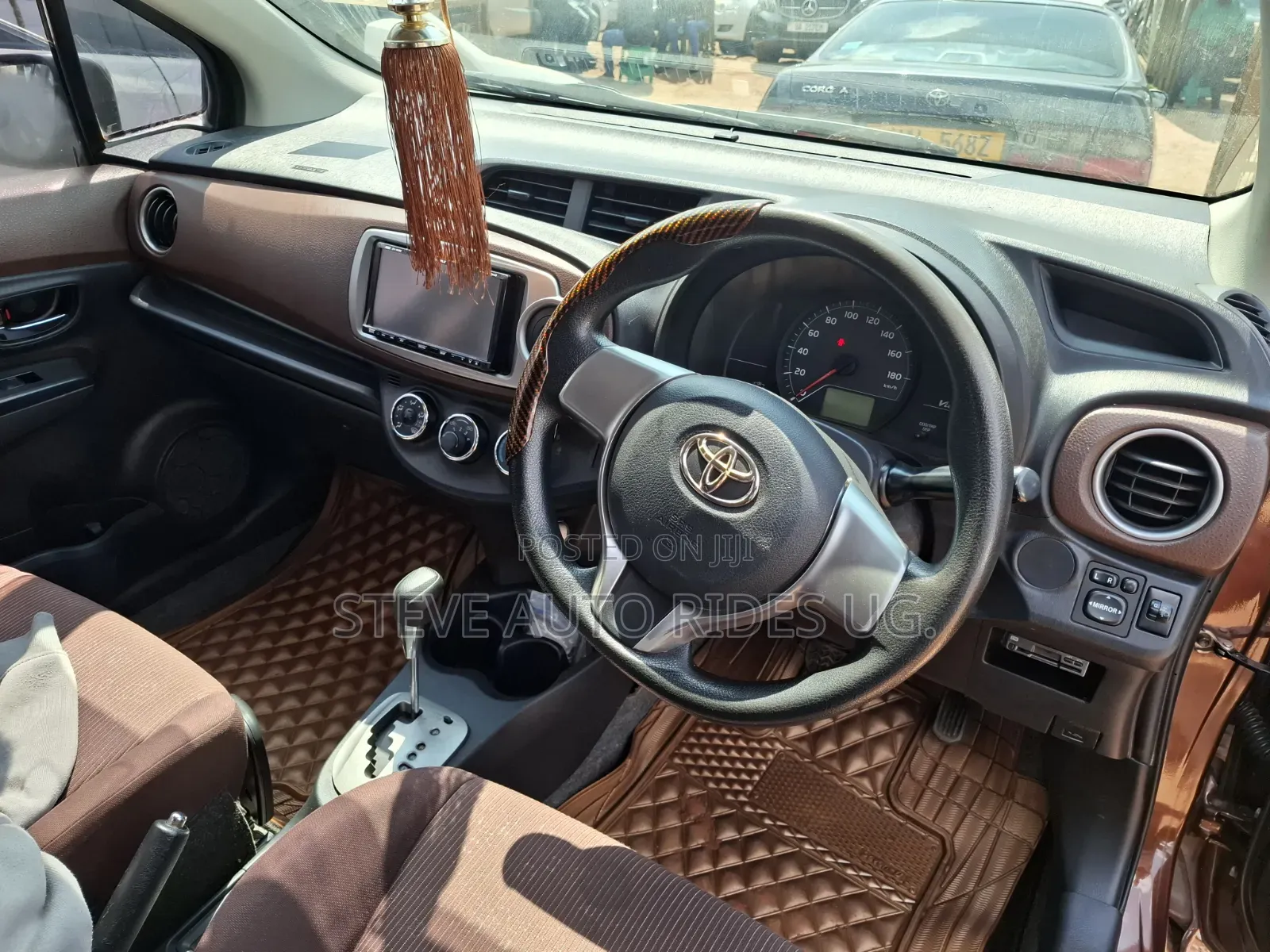 Toyota Vitz 2010 Brown
