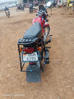 Bajaj CT 125X 2024 Red