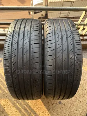 225/55r19 Toyo Tires Foreign Used Good Condition