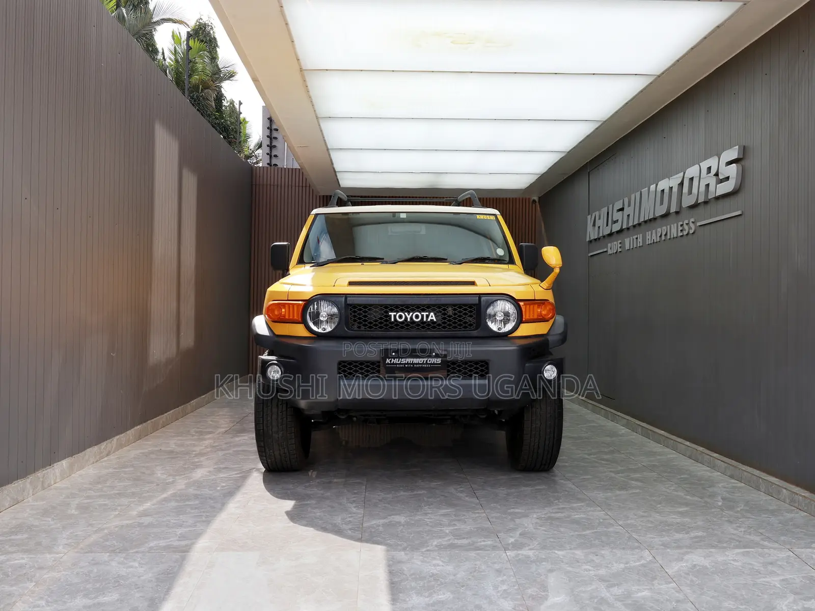 Toyota FJ Cruiser 2012 Yellow