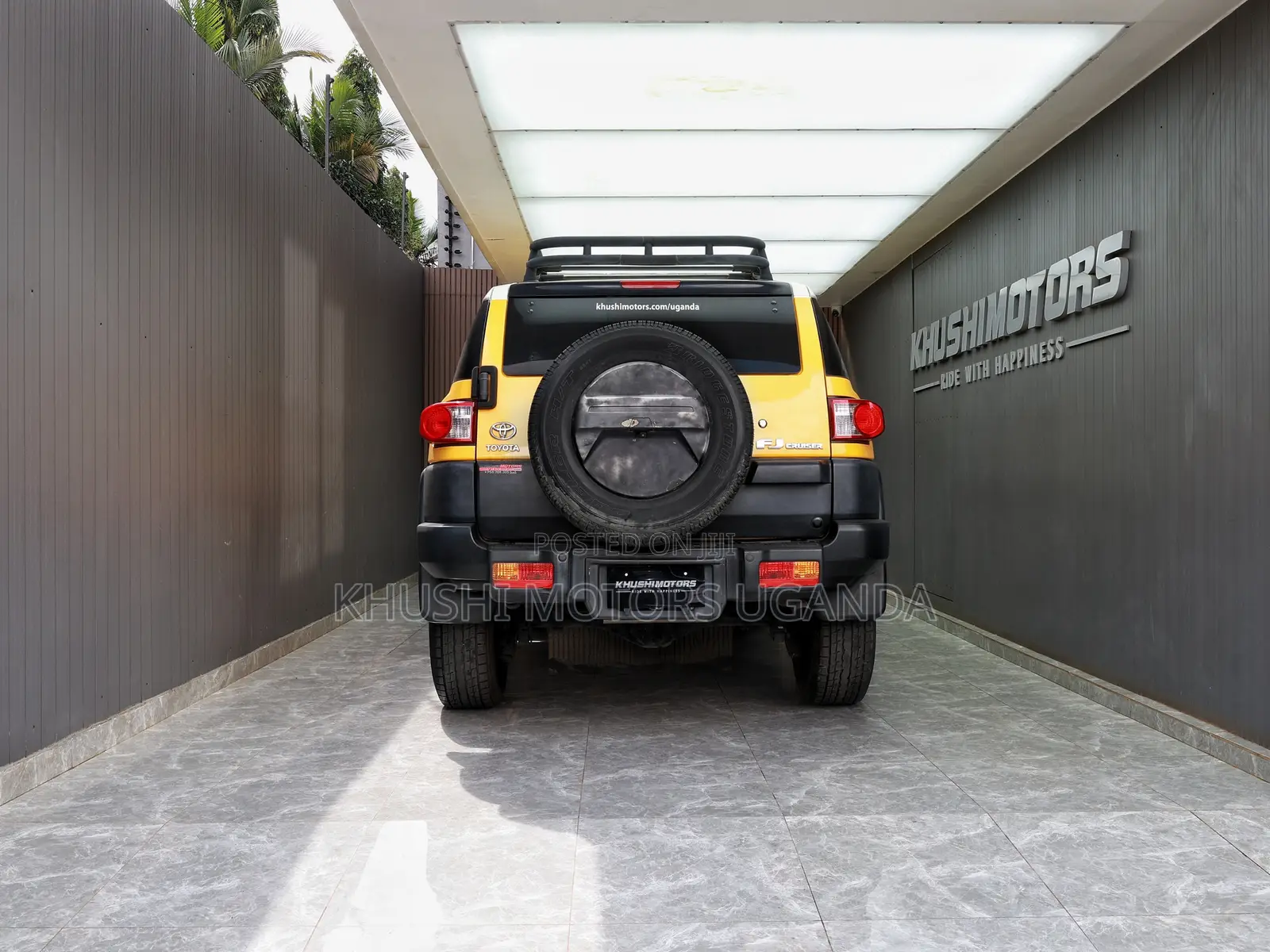 Toyota FJ Cruiser 2012 Yellow
