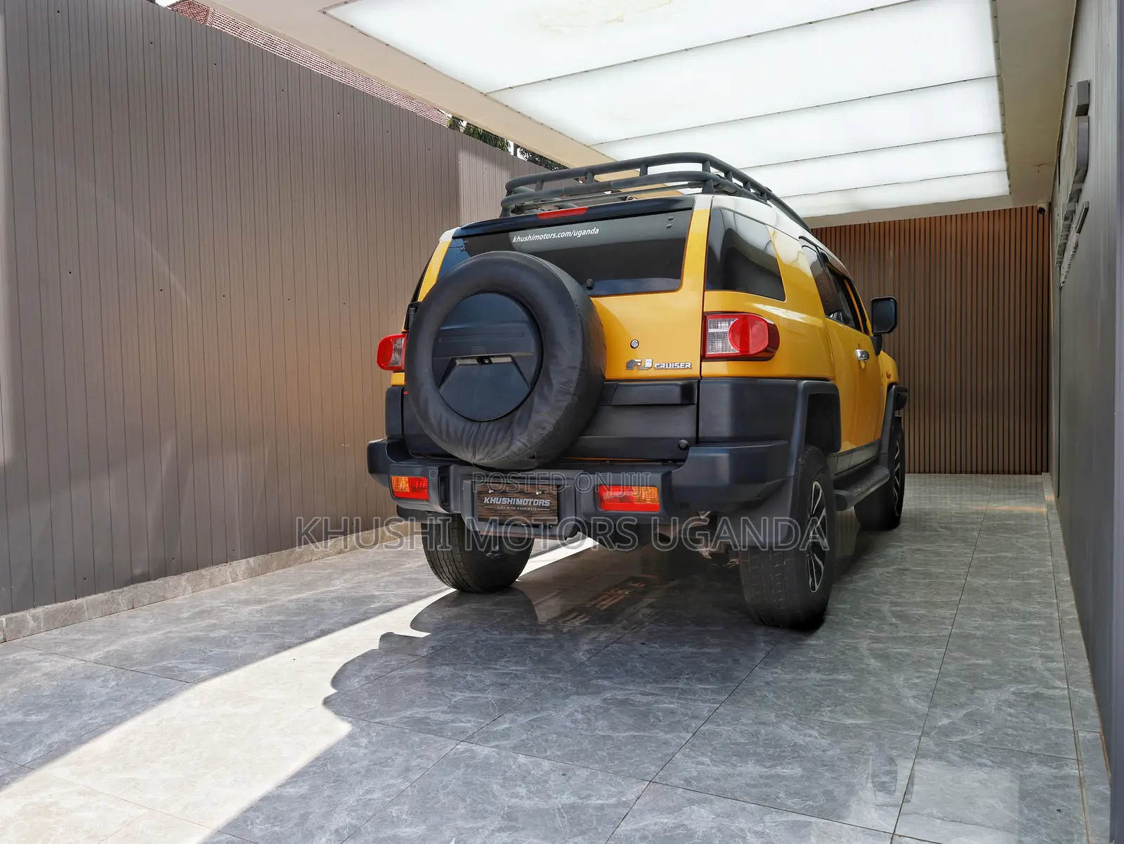 Toyota FJ Cruiser 2012 Yellow