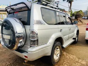Toyota Land Cruiser Prado 2.7 5dr 2002 Silver