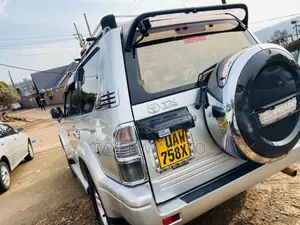 Toyota Land Cruiser Prado 2.7 5dr 2002 Silver