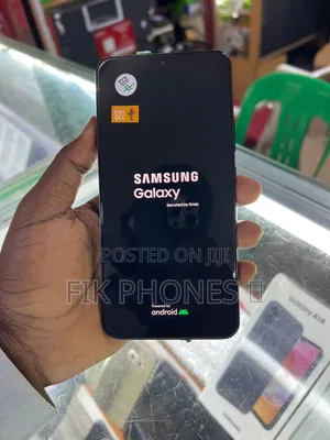 Samsung Galaxy S22+ 5G 128 GB Black