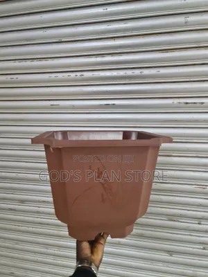 Stackable Plastic Flower Pots Stackable Plastic Flower Pots