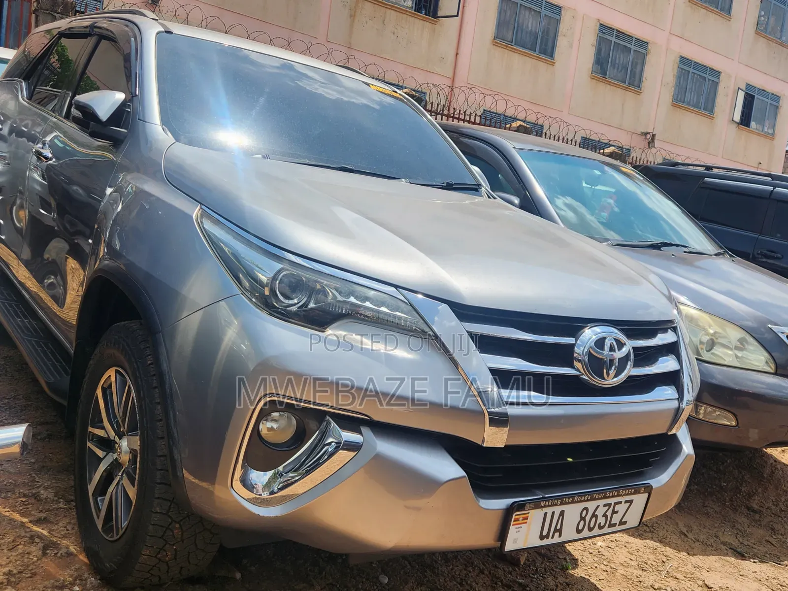 Toyota Fortuner 2015 Silver