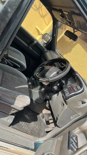 Isuzu Trooper 1996 Gray