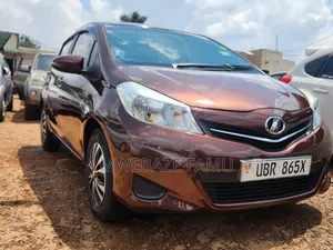 Toyota Vitz 2012 Burgundy