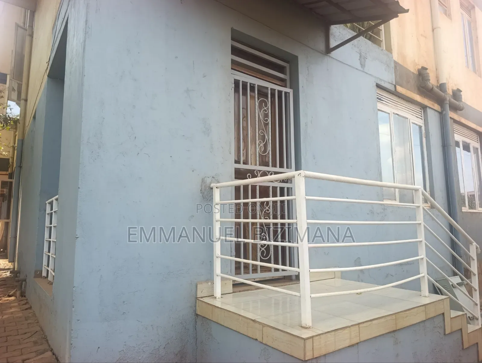 Furnished 1bdrm Condo in Kira, Central Division for sale