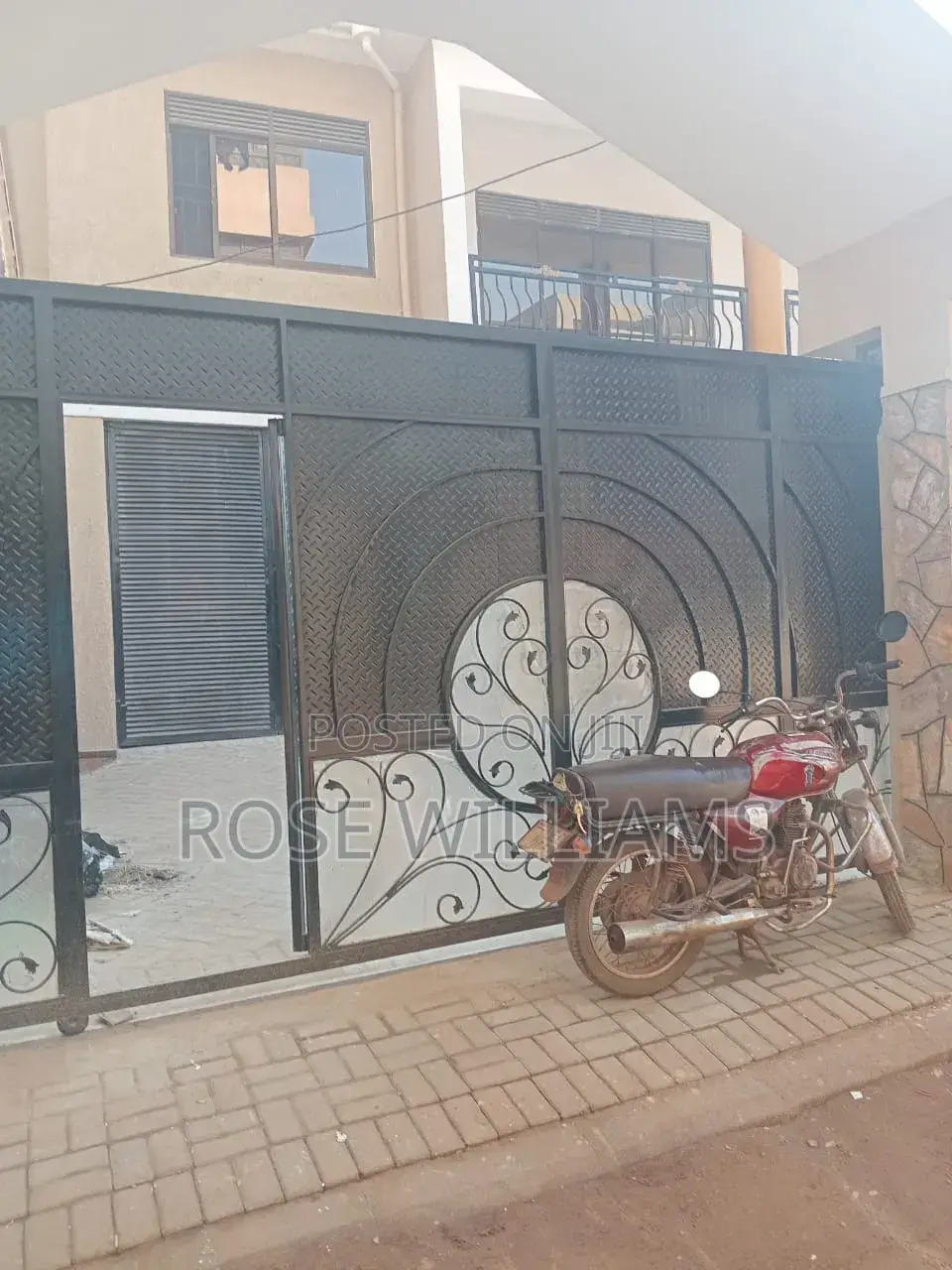 4bdrm House in Makindye for rent