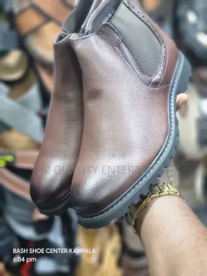 Men's Chelsea-Style Ankle Boots