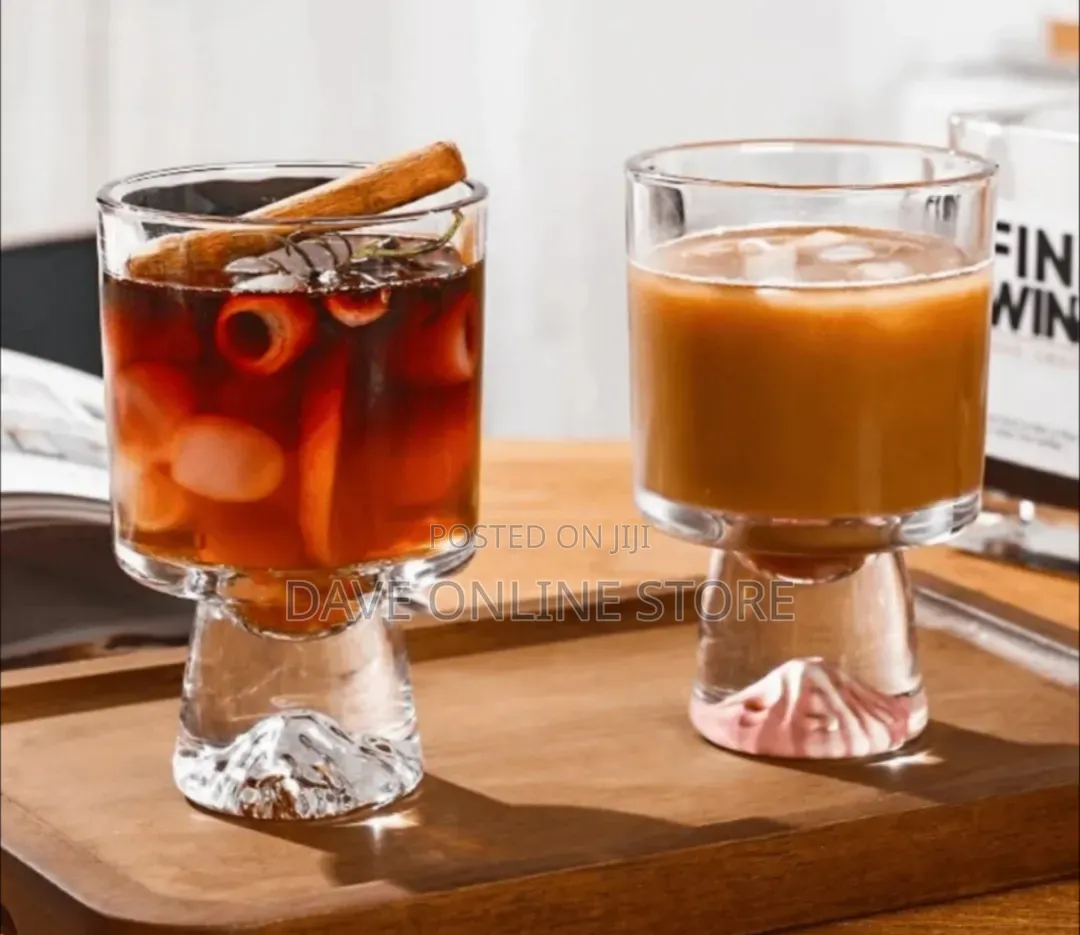 Elegant Mountain Bottom Crystal Glass