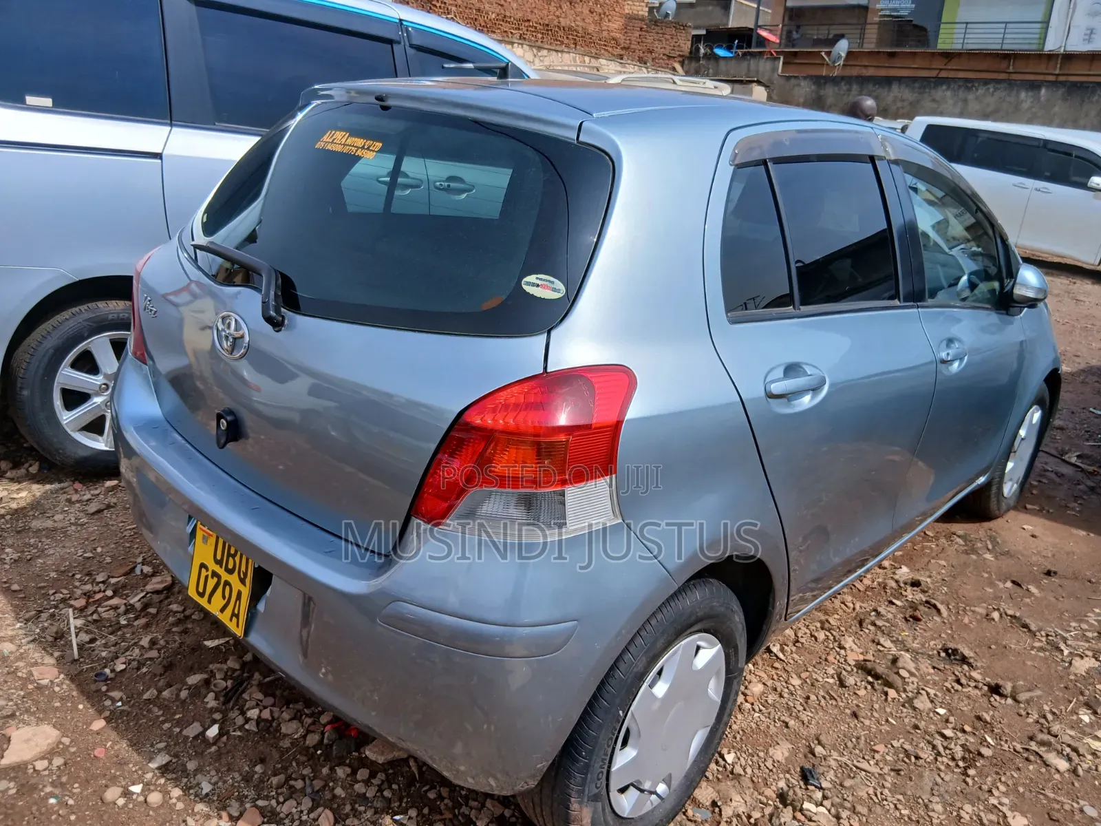 Toyota Vitz 2010 Green