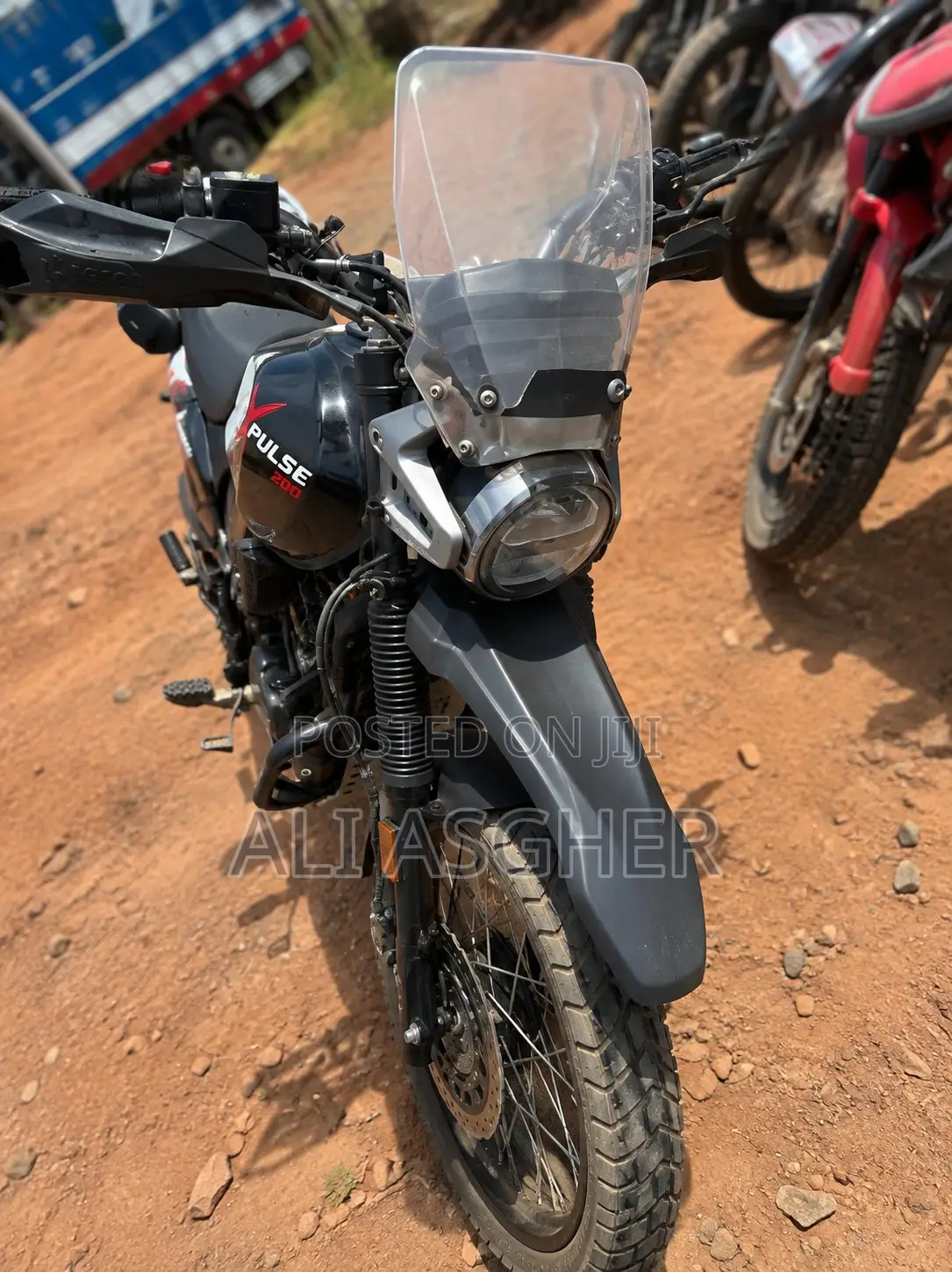 Hero Xtreme 200S 2019 Black