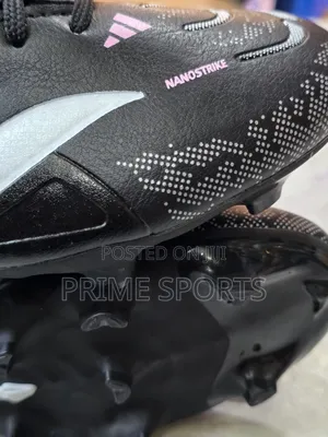 Football Shoes Predator Top Quality