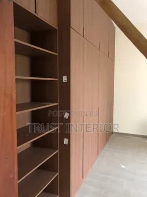 Wadrobe Carpenters 789