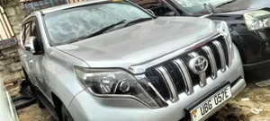 Toyota Land Cruiser Prado 2016 Silver