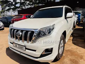 Toyota Land Cruiser Prado 2016 White