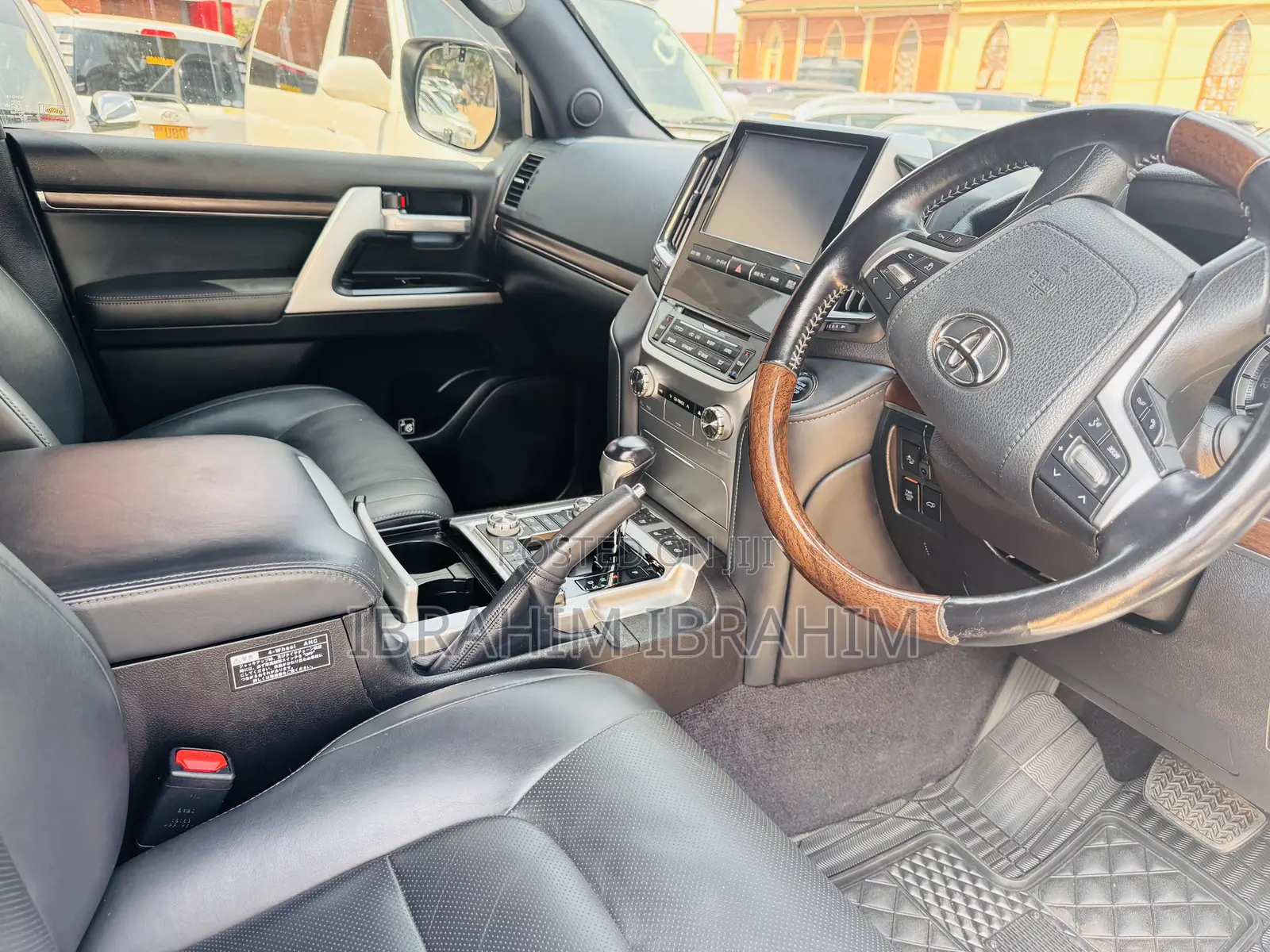 Toyota Land Cruiser 2018 White