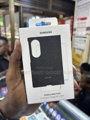 Samusang Galaxy Fold 8 Carbon Magnetic Case