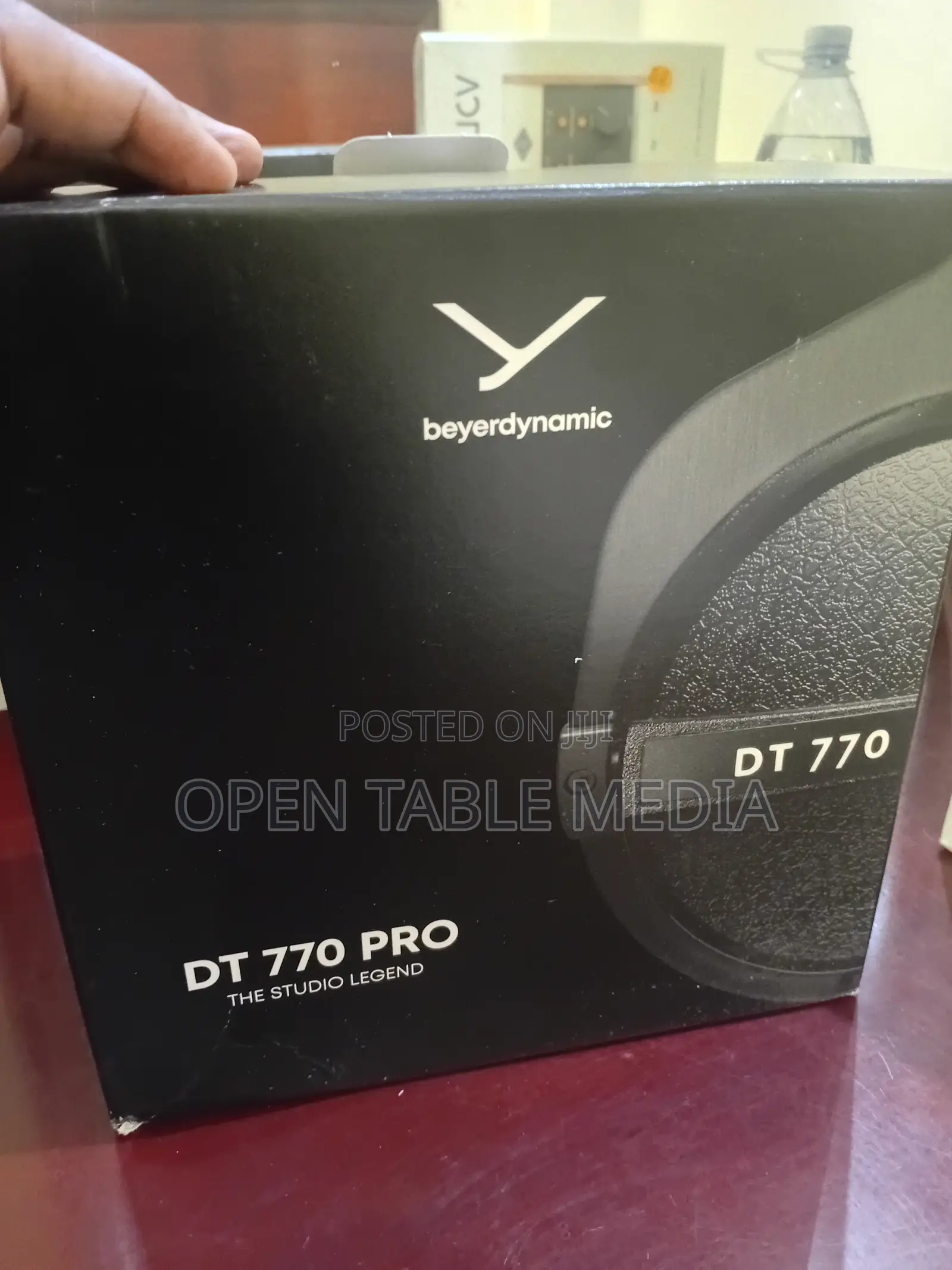 Beyerdynamic Dt 770 Pro 250 Ohm Studio Headphones. Podcast . Dj