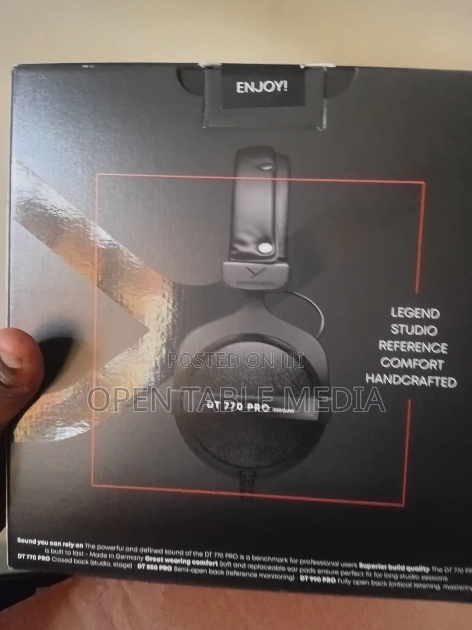 Beyerdynamic Dt 770 Pro 250 Ohm Studio Headphones. Podcast . Dj