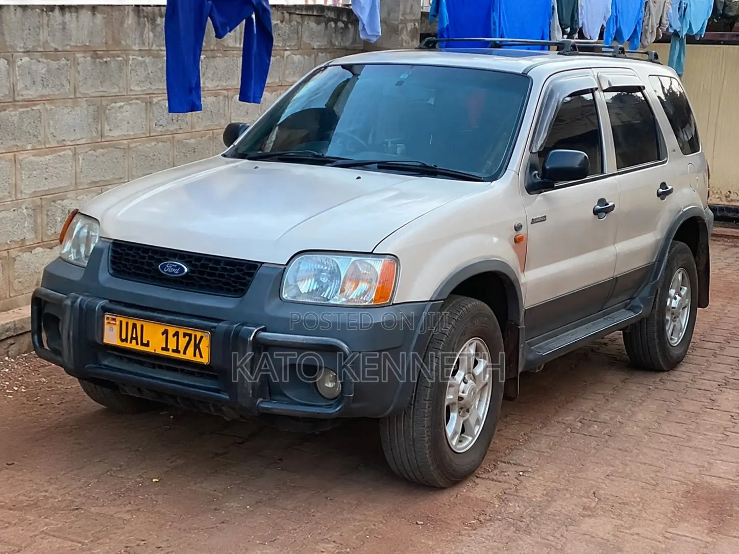 Ford Escape 2005 Gold