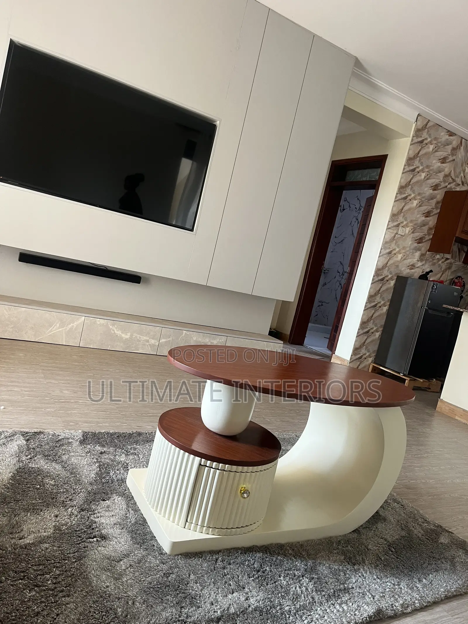 Luxury Oval Coffee Table