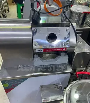 Commercial Electric Sugarcane Juicer Machine