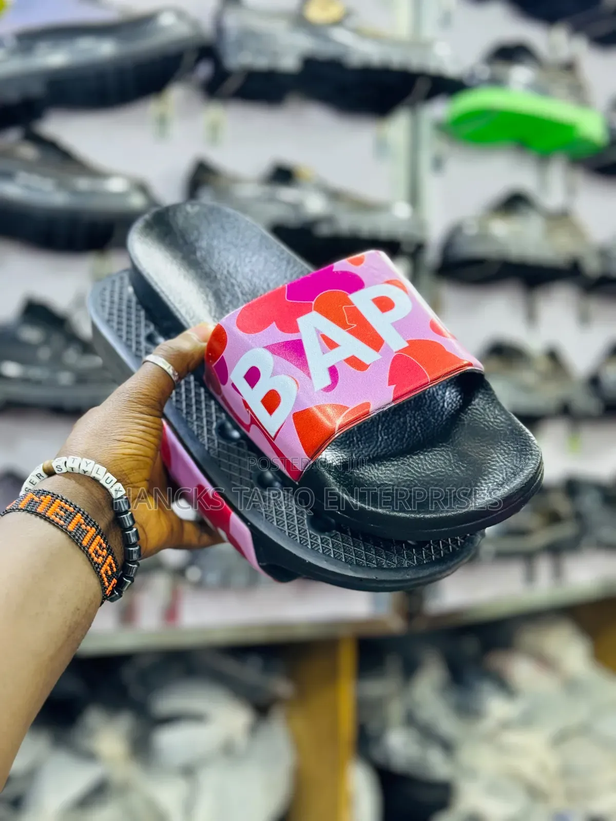Men's Stylish Shark Camo Slide Sandals