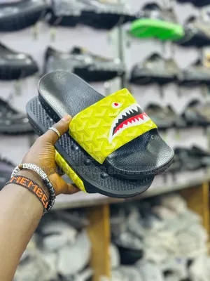 Men's Stylish Shark Camo Slide Sandals
