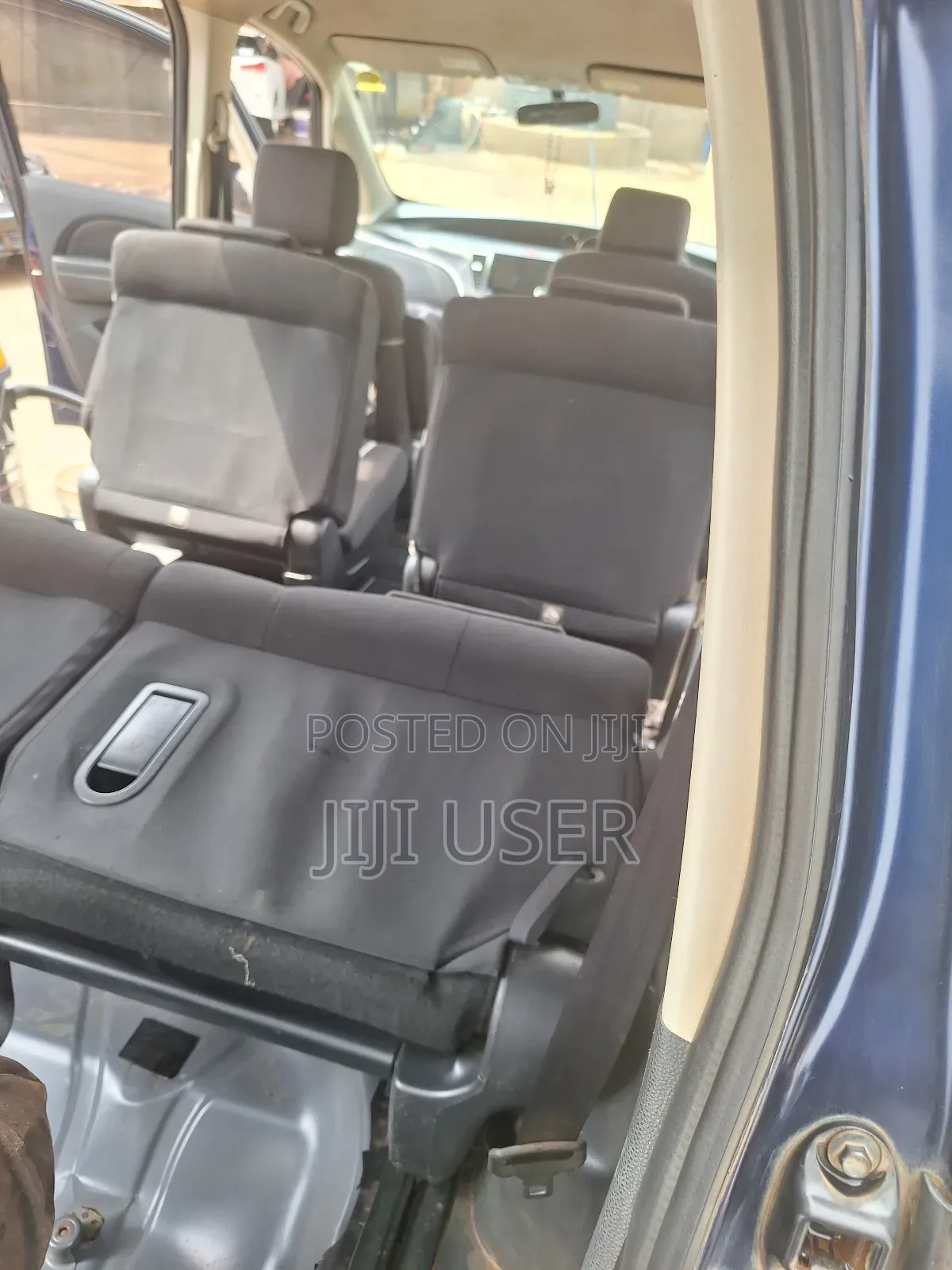 Mazda Biante 2011 Blue