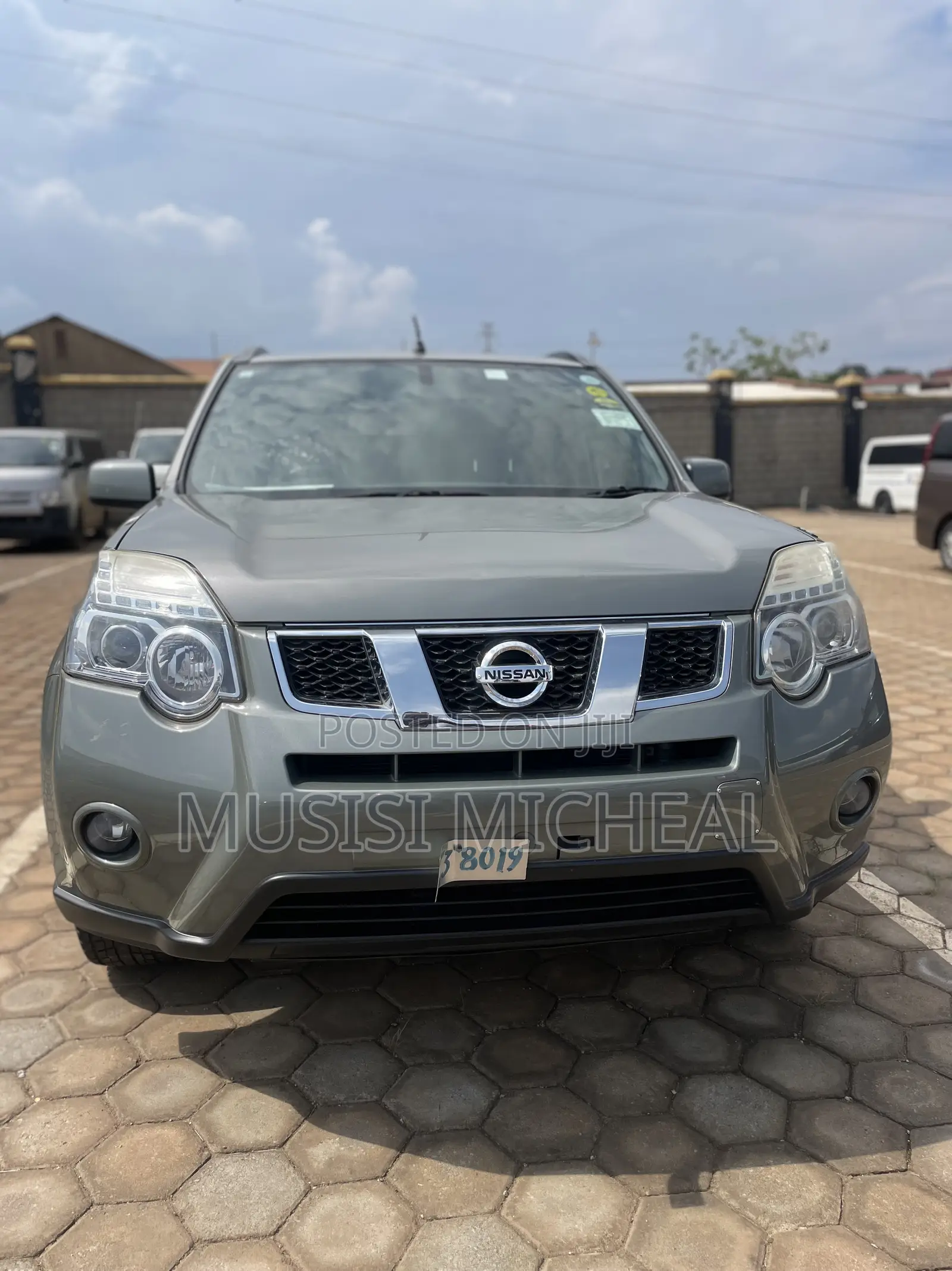 Nissan X-Trail 2.0 Petrol AWD 2013 Green