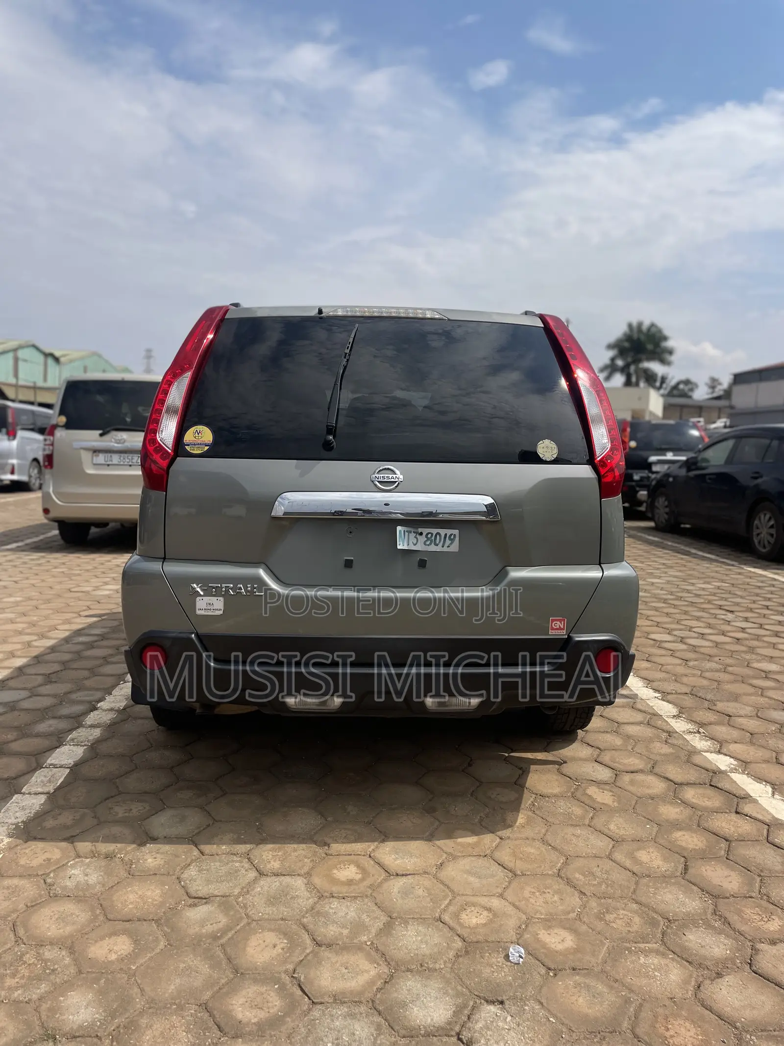 Nissan X-Trail 2.0 Petrol AWD 2013 Green