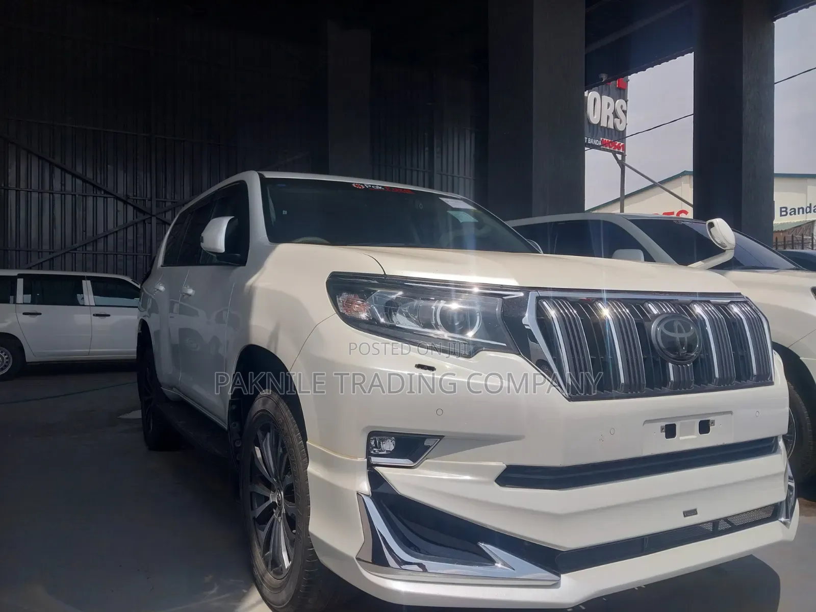 Toyota Land Cruiser Prado 2.7 2017 White