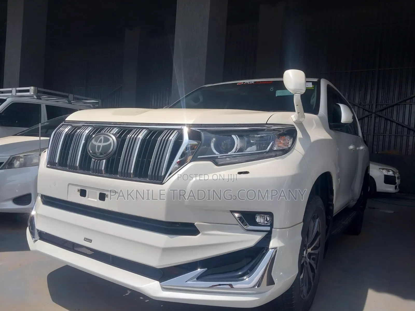 Toyota Land Cruiser Prado 2.7 2017 White