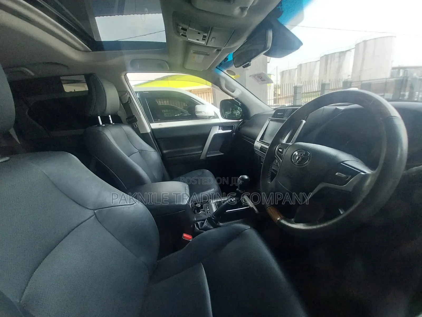 Toyota Land Cruiser Prado 2.7 2017 White