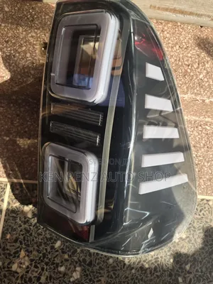 Toyota Hilux Dual Square LED Lighting Taillamps