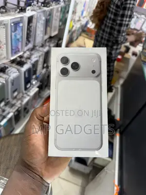 New Apple iPhone 17 Pro Max 1 TB Silver