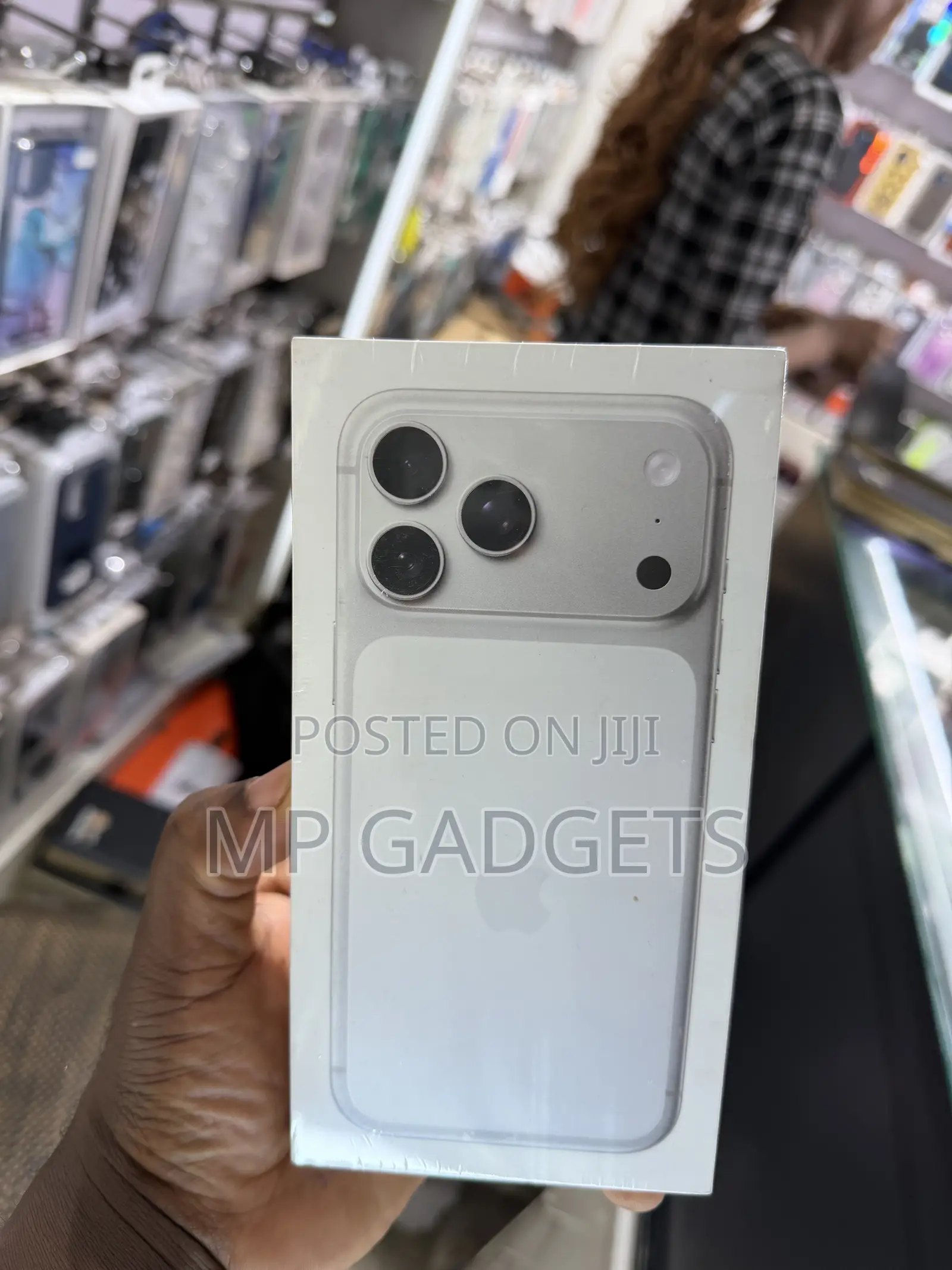 New Apple iPhone 17 Pro Max 1 TB Silver