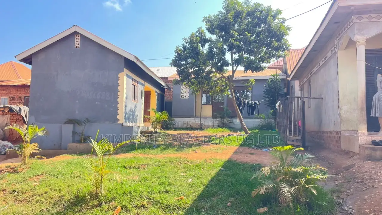 2bdrm House in Division A for sale