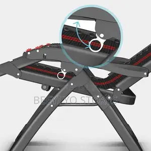 Foldable Zero Gravity Reclining Lounge Chair With Tray