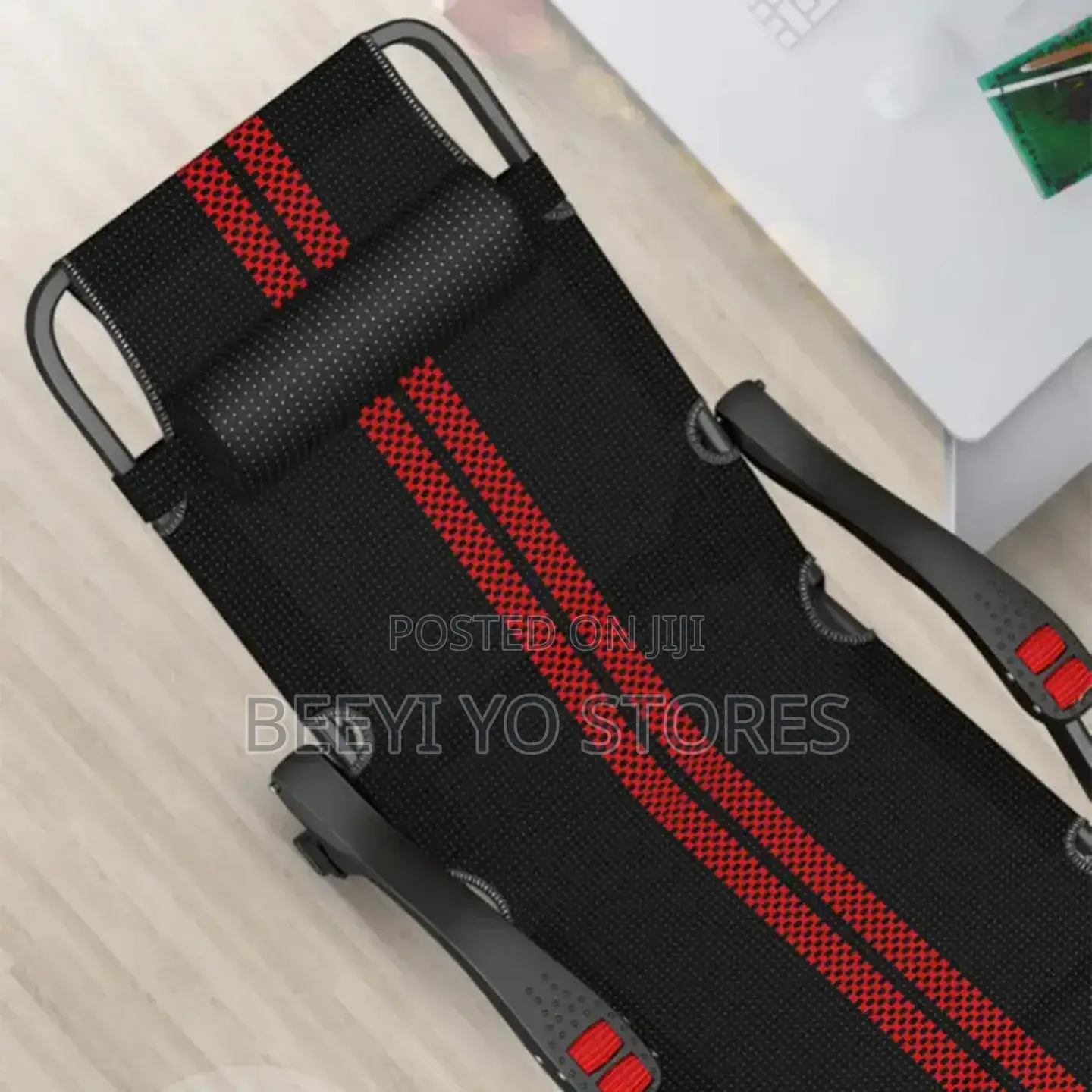 Foldable Zero Gravity Reclining Lounge Chair With Tray