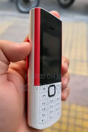 New Nokia 5710 XpressAudio White