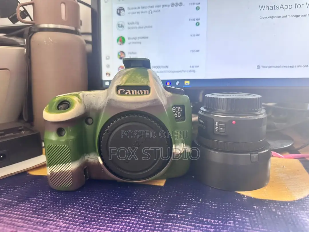 Canon 6D With 50mm 32gb Card 520ii Speedlite, Charger, Bag