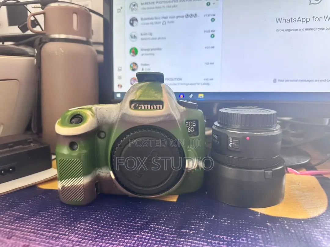 Canon 6D With 50mm 32gb Card 520ii Speedlite, Charger, Bag