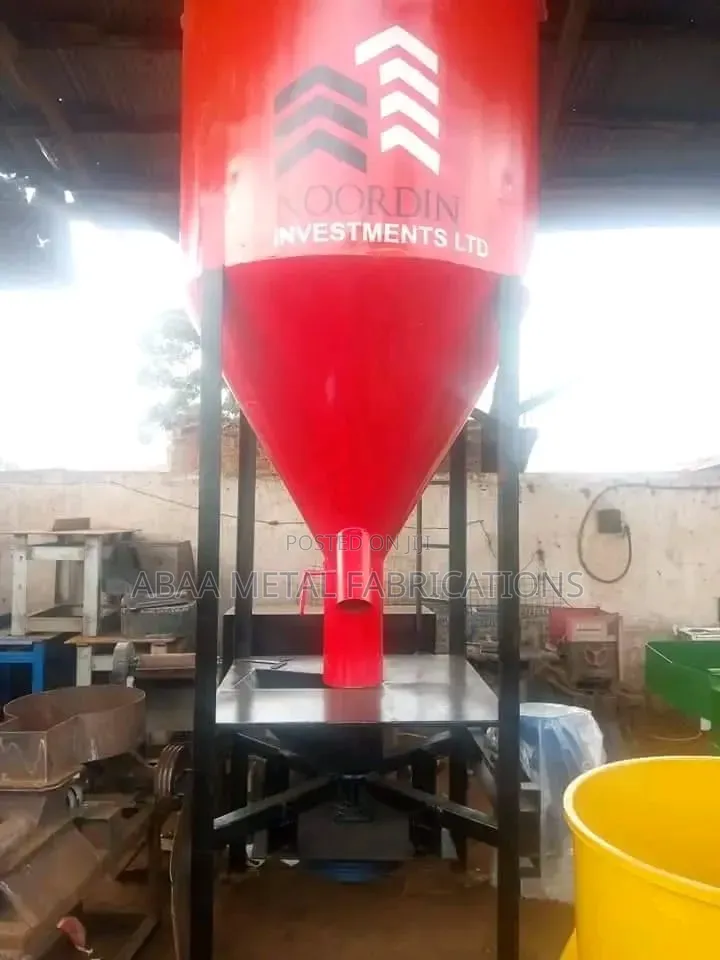 Commercial 1-Ton Livestock Feed Mixer (100 Kg)